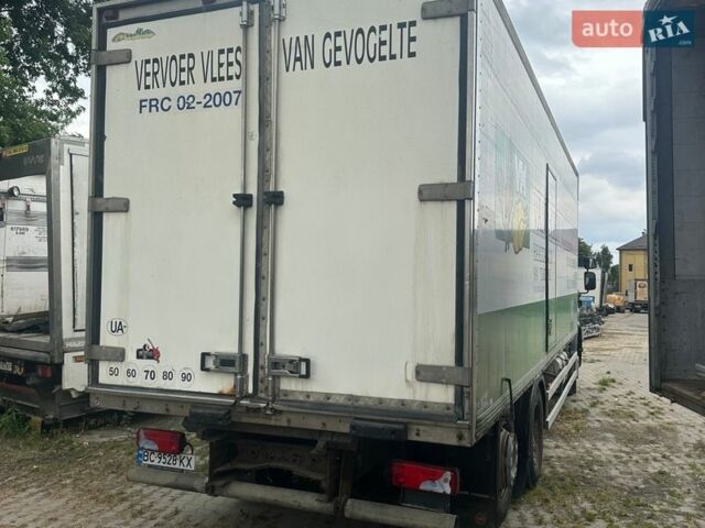 Белый Вольво ФЕ, объемом двигателя 7.15 л и пробегом 720 тыс. км за 26800 $, фото 2 на Automoto.ua