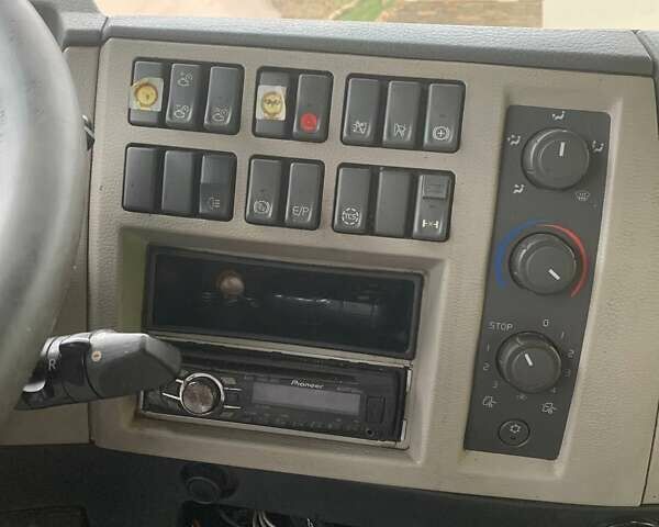 Белый Вольво ФЕ, объемом двигателя 7.2 л и пробегом 780 тыс. км за 92000 $, фото 21 на Automoto.ua