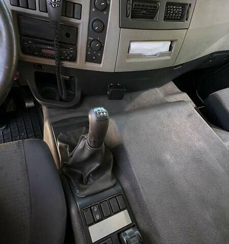 Білий Вольво ФЄ, об'ємом двигуна 7.15 л та пробігом 475 тис. км за 26500 $, фото 25 на Automoto.ua