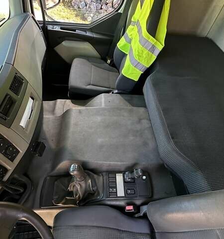 Білий Вольво ФЄ, об'ємом двигуна 7.15 л та пробігом 475 тис. км за 26500 $, фото 24 на Automoto.ua