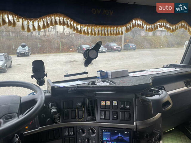 Белый Вольво FH 12, объемом двигателя 12.13 л и пробегом 1 тыс. км за 19999 $, фото 10 на Automoto.ua