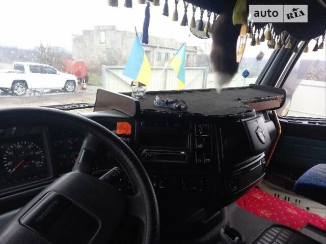 Белый Вольво FH 12, объемом двигателя 12.1 л и пробегом 629 тыс. км за 17000 $, фото 13 на Automoto.ua