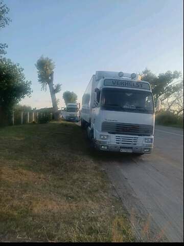 Белый Вольво FH 12, объемом двигателя 12 л и пробегом 2 тыс. км за 5500 $, фото 1 на Automoto.ua