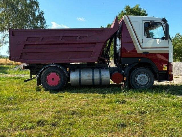 Белый Вольво FH 12, объемом двигателя 12.1 л и пробегом 450 тыс. км за 15600 $, фото 14 на Automoto.ua