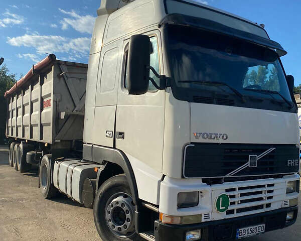 Білий Вольво FH 12, об'ємом двигуна 12.5 л та пробігом 980 тис. км за 19700 $, фото 1 на Automoto.ua