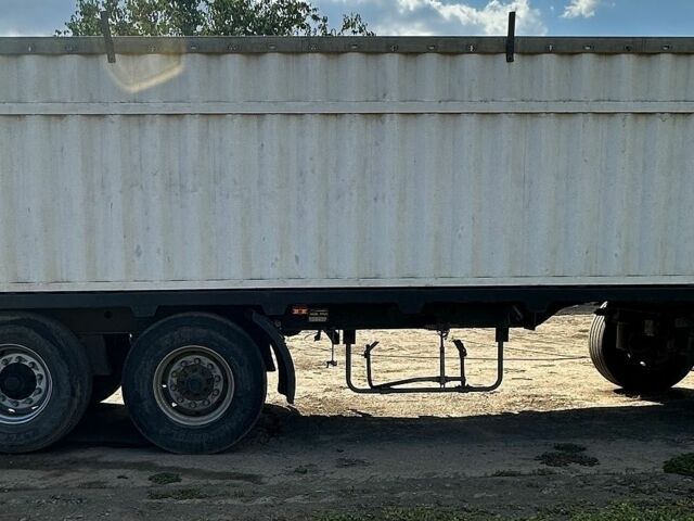 Білий Вольво FH 12, об'ємом двигуна 12 л та пробігом 700 тис. км за 10000 $, фото 13 на Automoto.ua
