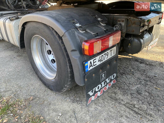 Белый Вольво FH 12, объемом двигателя 12.12 л и пробегом 1 тыс. км за 14000 $, фото 7 на Automoto.ua