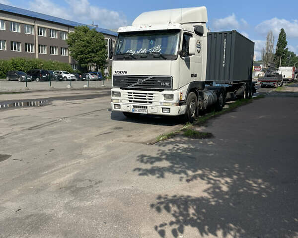 Белый Вольво FH 12, объемом двигателя 0 л и пробегом 10 тыс. км за 6000 $, фото 1 на Automoto.ua