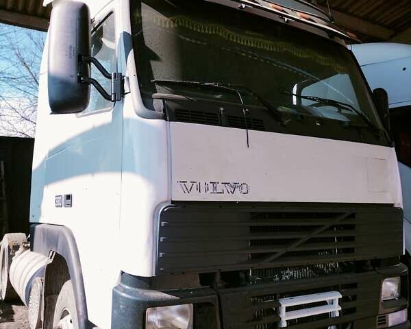 Белый Вольво FH 12, объемом двигателя 12 л и пробегом 2 тыс. км за 6900 $, фото 5 на Automoto.ua