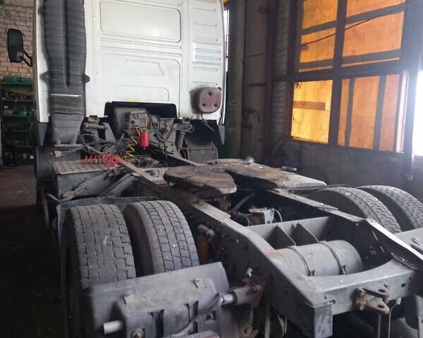 Вольво FH 12 1999 в Харькове на Automoto.ua Белый Вольво FH 12, объемом двигателя 12.13 л и пробегом 1000 тыс. км за 4800 $, фото 4 на Automoto.ua