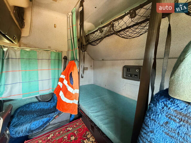 Белый Вольво FH 12, объемом двигателя 12.1 л и пробегом 993 тыс. км за 10500 $, фото 19 на Automoto.ua