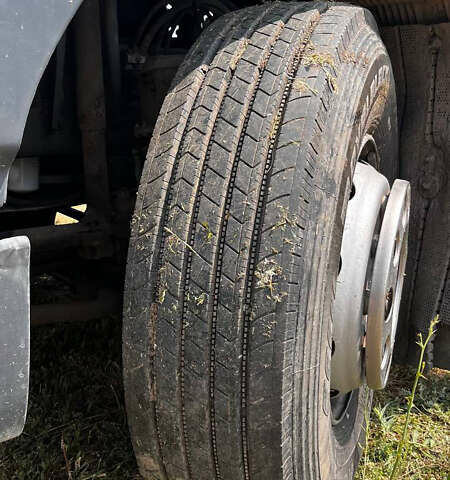 Білий Вольво FH 12, об'ємом двигуна 12.9 л та пробігом 900 тис. км за 5800 $, фото 7 на Automoto.ua