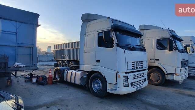 Білий Вольво FH 12, об'ємом двигуна 12.1 л та пробігом 2 тис. км за 7948 $, фото 7 на Automoto.ua
