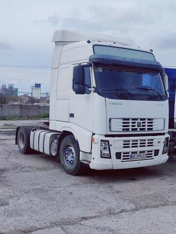 Білий Вольво FH 12, об'ємом двигуна 12.1 л та пробігом 2 тис. км за 7948 $, фото 4 на Automoto.ua