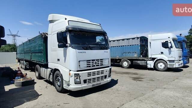 Білий Вольво FH 12, об'ємом двигуна 12.1 л та пробігом 2 тис. км за 7948 $, фото 11 на Automoto.ua