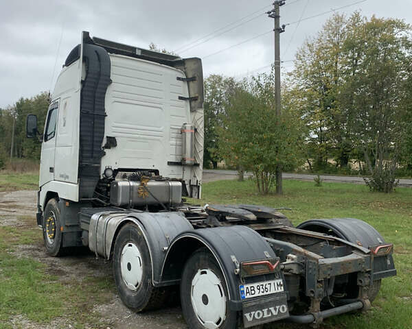 Вольво FH 12 2002 у Вінниці на Automoto.ua Білий Вольво FH 12, об'ємом двигуна 12.13 л та пробігом 1000 тис. км за 7500 $, фото 7 на Automoto.ua