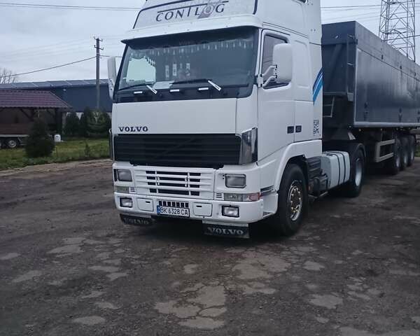 Білий Вольво FH 12, об'ємом двигуна 12.13 л та пробігом 100 тис. км за 6999 $, фото 19 на Automoto.ua