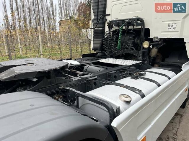 Белый Вольво FH 12, объемом двигателя 12 л и пробегом 698 тыс. км за 10900 $, фото 13 на Automoto.ua