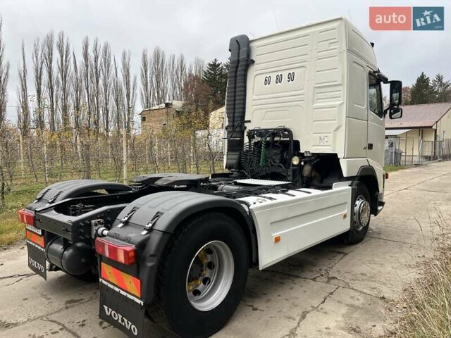 Белый Вольво FH 12, объемом двигателя 12 л и пробегом 698 тыс. км за 10900 $, фото 10 на Automoto.ua