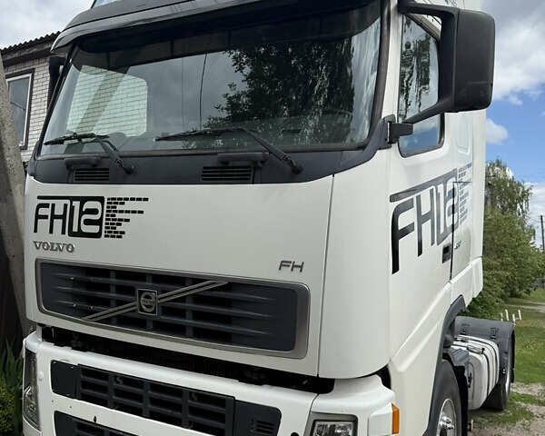 Вольво FH 12 2005 в Броварах на Automoto.ua Белый Вольво FH 12, объемом двигателя 12.13 л и пробегом 1 тыс. км за 11200 $, фото 6 на Automoto.ua