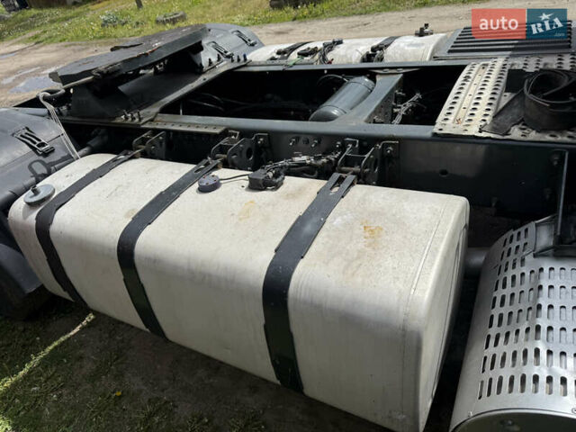 Вольво FH 12 2005 в Броварах на Automoto.ua Белый Вольво FH 12, объемом двигателя 12.13 л и пробегом 1 тыс. км за 11200 $, фото 7 на Automoto.ua