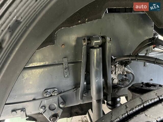 Белый Вольво FH 12, объемом двигателя 12 л и пробегом 698 тыс. км за 10900 $, фото 24 на Automoto.ua