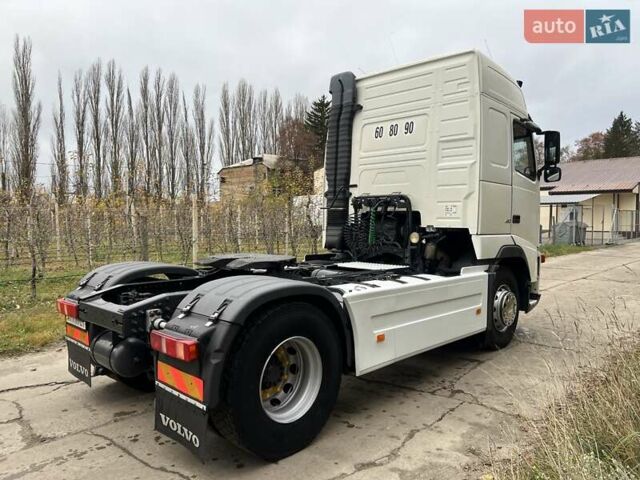 Белый Вольво FH 12, объемом двигателя 12 л и пробегом 698 тыс. км за 10900 $, фото 11 на Automoto.ua