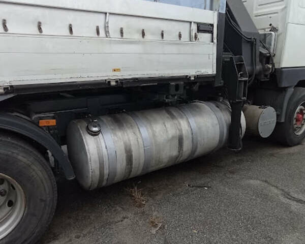 Білий Вольво FH 12, об'ємом двигуна 12.1 л та пробігом 100 тис. км за 34500 $, фото 8 на Automoto.ua