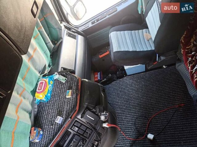 Чорний Вольво FH 12, об'ємом двигуна 0 л та пробігом 620 тис. км за 15000 $, фото 2 на Automoto.ua