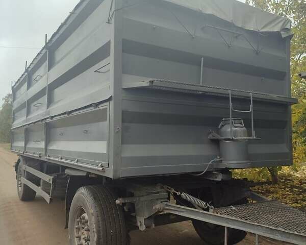 Червоний Вольво FH 12, об'ємом двигуна 12 л та пробігом 101 тис. км за 18500 $, фото 2 на Automoto.ua