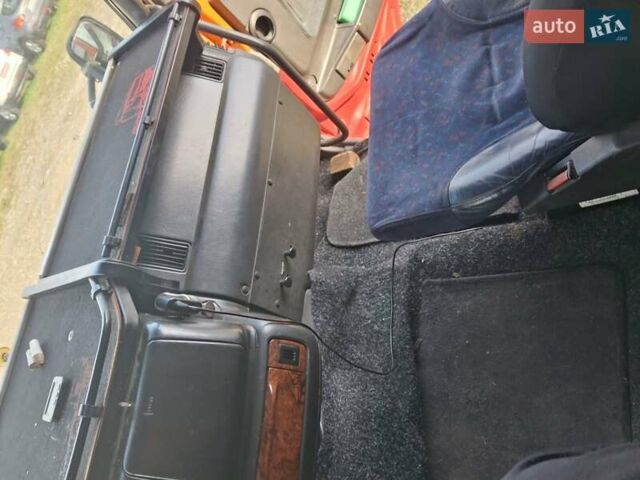 Червоний Вольво FH 12, об'ємом двигуна 12 л та пробігом 500 тис. км за 8700 $, фото 18 на Automoto.ua