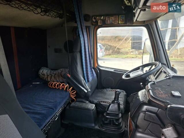 Червоний Вольво FH 12, об'ємом двигуна 12 л та пробігом 500 тис. км за 8700 $, фото 14 на Automoto.ua