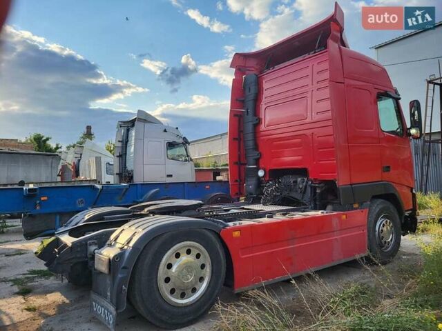 Красный Вольво FH 12, объемом двигателя 12.1 л и пробегом 700 тыс. км за 10500 $, фото 8 на Automoto.ua