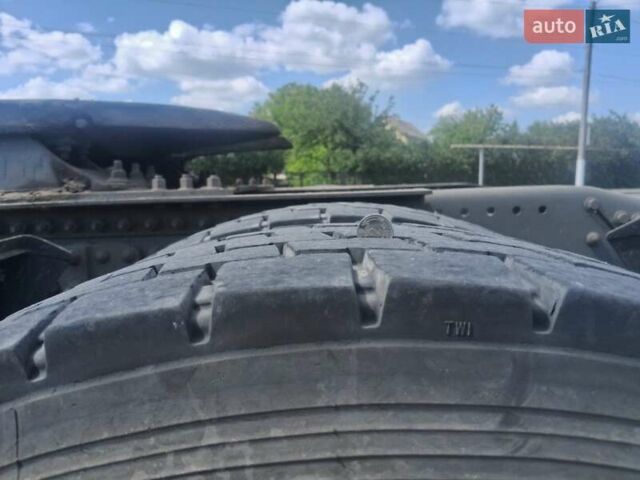Красный Вольво FH 12, объемом двигателя 0 л и пробегом 2 тыс. км за 9200 $, фото 3 на Automoto.ua