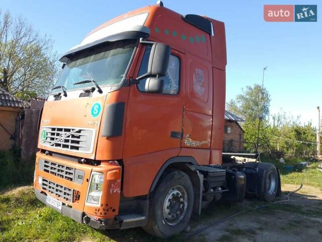 Красный Вольво FH 12, объемом двигателя 12.13 л и пробегом 1 тыс. км за 8700 $, фото 2 на Automoto.ua