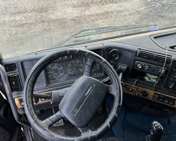 Вольво FH 12, объемом двигателя 0 л и пробегом 870 тыс. км за 4300 $, фото 4 на Automoto.ua