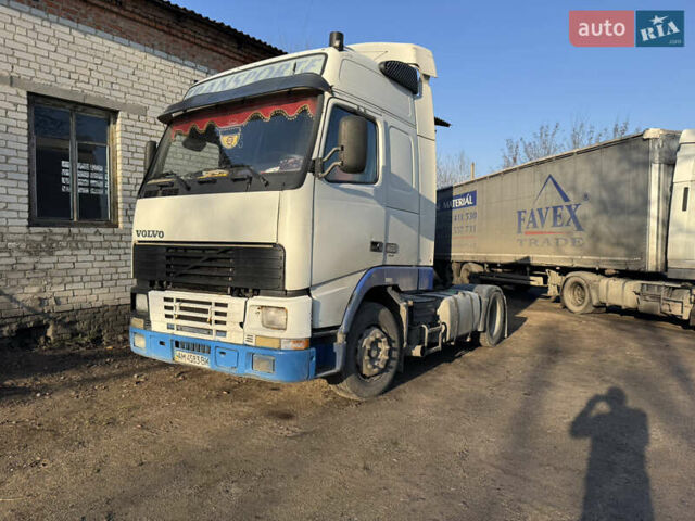 Вольво FH 12, объемом двигателя 0 л и пробегом 111 тыс. км за 3800 $, фото 3 на Automoto.ua