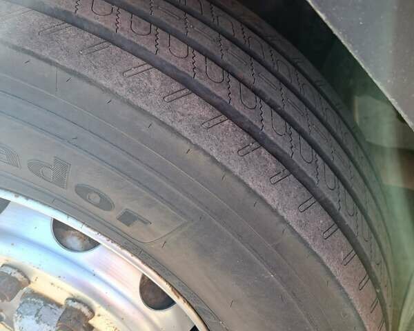 Вольво FH 12, объемом двигателя 0 л и пробегом 980 тыс. км за 10500 $, фото 9 на Automoto.ua