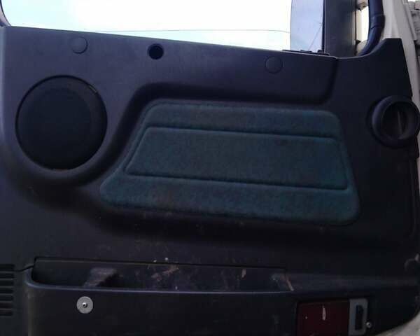 Вольво FH 12, об'ємом двигуна 12.1 л та пробігом 450 тис. км за 13000 $, фото 10 на Automoto.ua