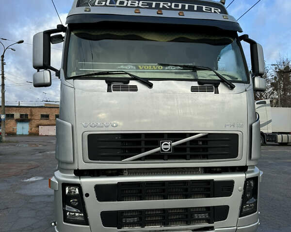 Вольво FH 12, объемом двигателя 0 л и пробегом 200 тыс. км за 10700 $, фото 2 на Automoto.ua