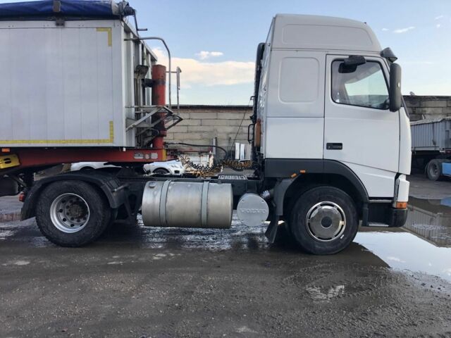 Вольво FH 12, объемом двигателя 12.13 л и пробегом 0 тыс. км за 6000 $, фото 1 на Automoto.ua