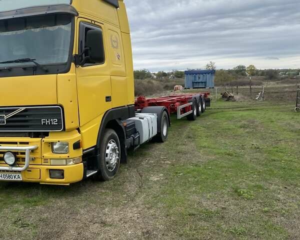 Желтый Вольво FH 12, объемом двигателя 6 л и пробегом 2 тыс. км за 6800 $, фото 10 на Automoto.ua