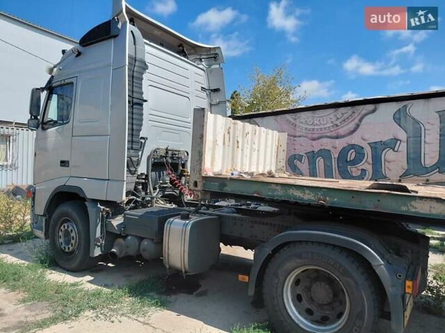 Сірий Вольво FH 12, об'ємом двигуна 12 л та пробігом 400 тис. км за 14000 $, фото 5 на Automoto.ua