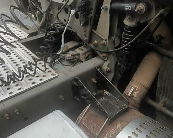 Сірий Вольво FH 12, об'ємом двигуна 12.13 л та пробігом 240 тис. км за 16000 $, фото 12 на Automoto.ua