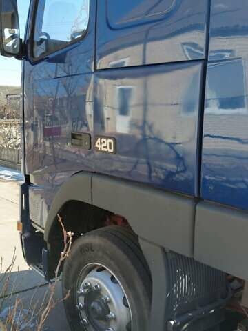 Синий Вольво FH 12, объемом двигателя 12 л и пробегом 120 тыс. км за 7100 $, фото 26 на Automoto.ua