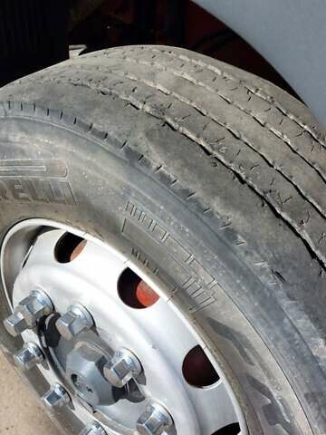 Синий Вольво FH 12, объемом двигателя 12 л и пробегом 120 тыс. км за 7100 $, фото 25 на Automoto.ua