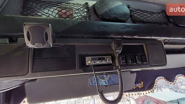 Синий Вольво FH 12, объемом двигателя 12 л и пробегом 120 тыс. км за 7100 $, фото 12 на Automoto.ua