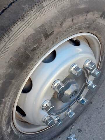 Синий Вольво FH 12, объемом двигателя 12 л и пробегом 120 тыс. км за 7100 $, фото 3 на Automoto.ua