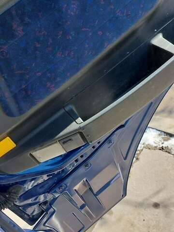 Синий Вольво FH 12, объемом двигателя 12 л и пробегом 120 тыс. км за 7100 $, фото 11 на Automoto.ua