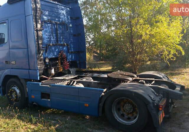Синій Вольво FH 12, об'ємом двигуна 12.1 л та пробігом 111 тис. км за 6700 $, фото 1 на Automoto.ua